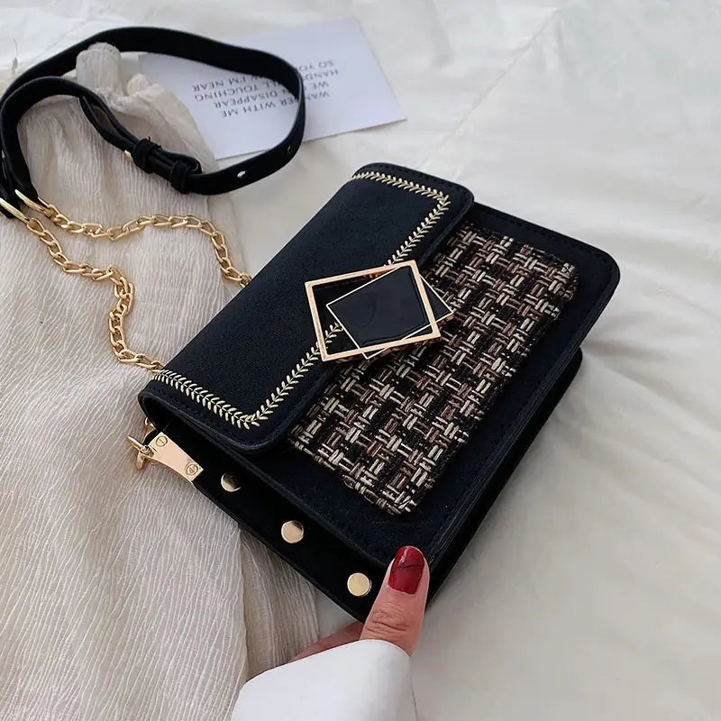 Trendy Crossbody Phone Bag with Chain Strap