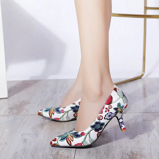 Fashionable Floral Pointed Toe High Heels for Women
